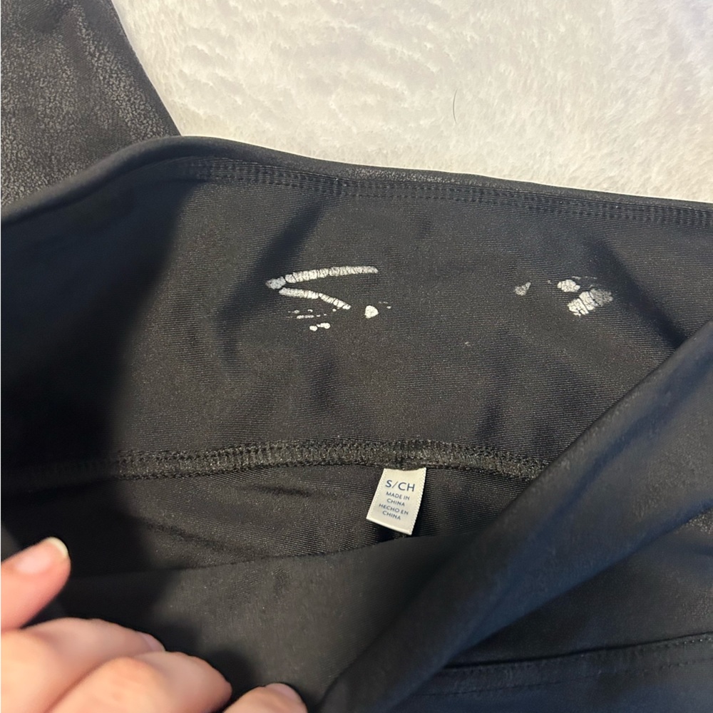 4/$10 Seven7 shimmery leggings - Picture 2 of 6